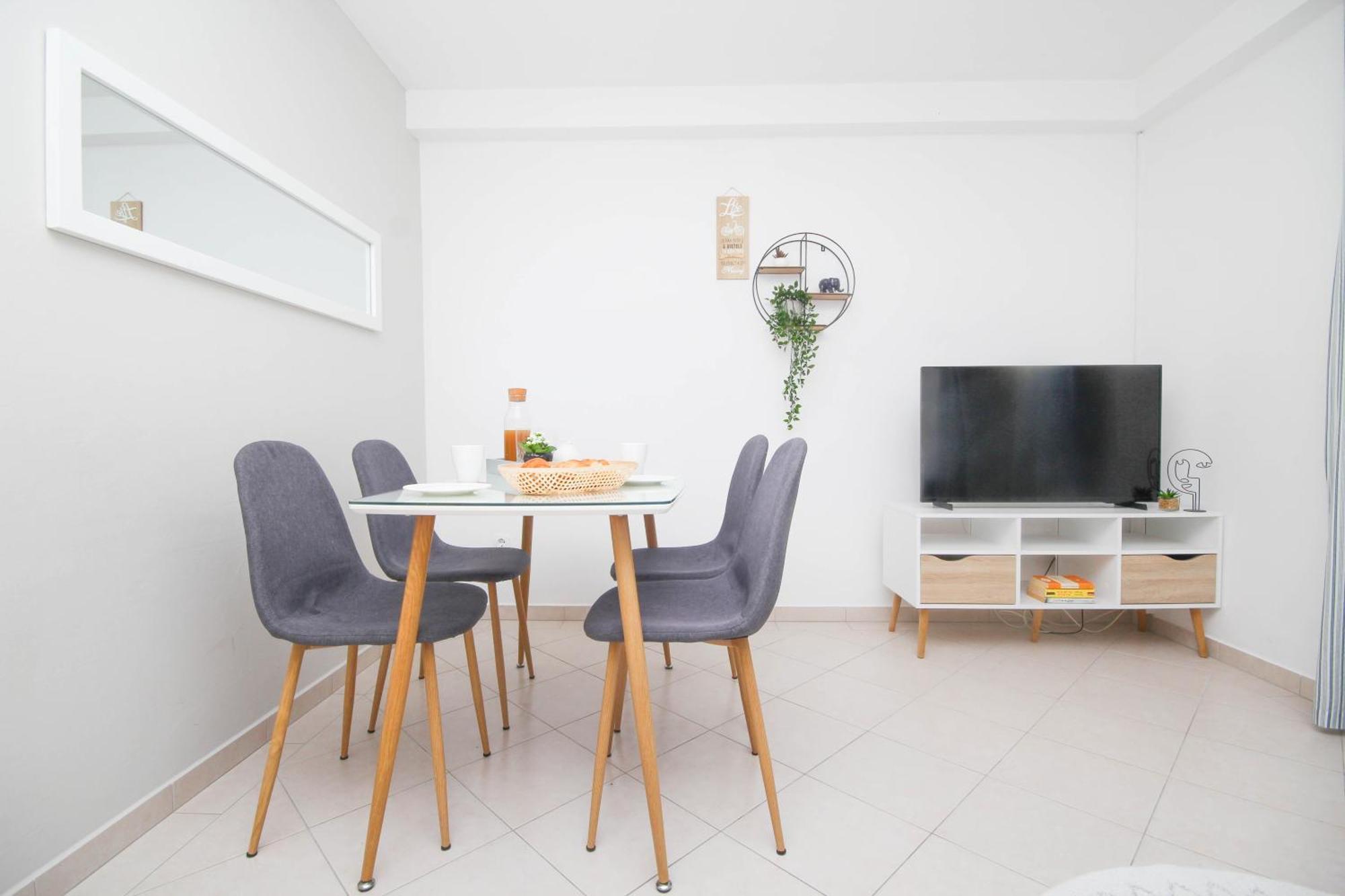 Family Petrov Apartments Vodice Szoba fotó